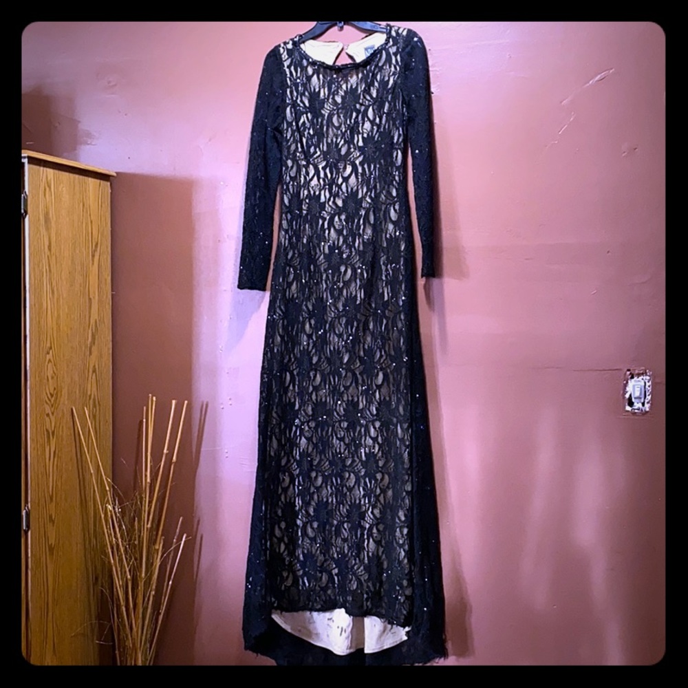NIGHTWAY BLACK LACE SEQUIN DRESS!!!